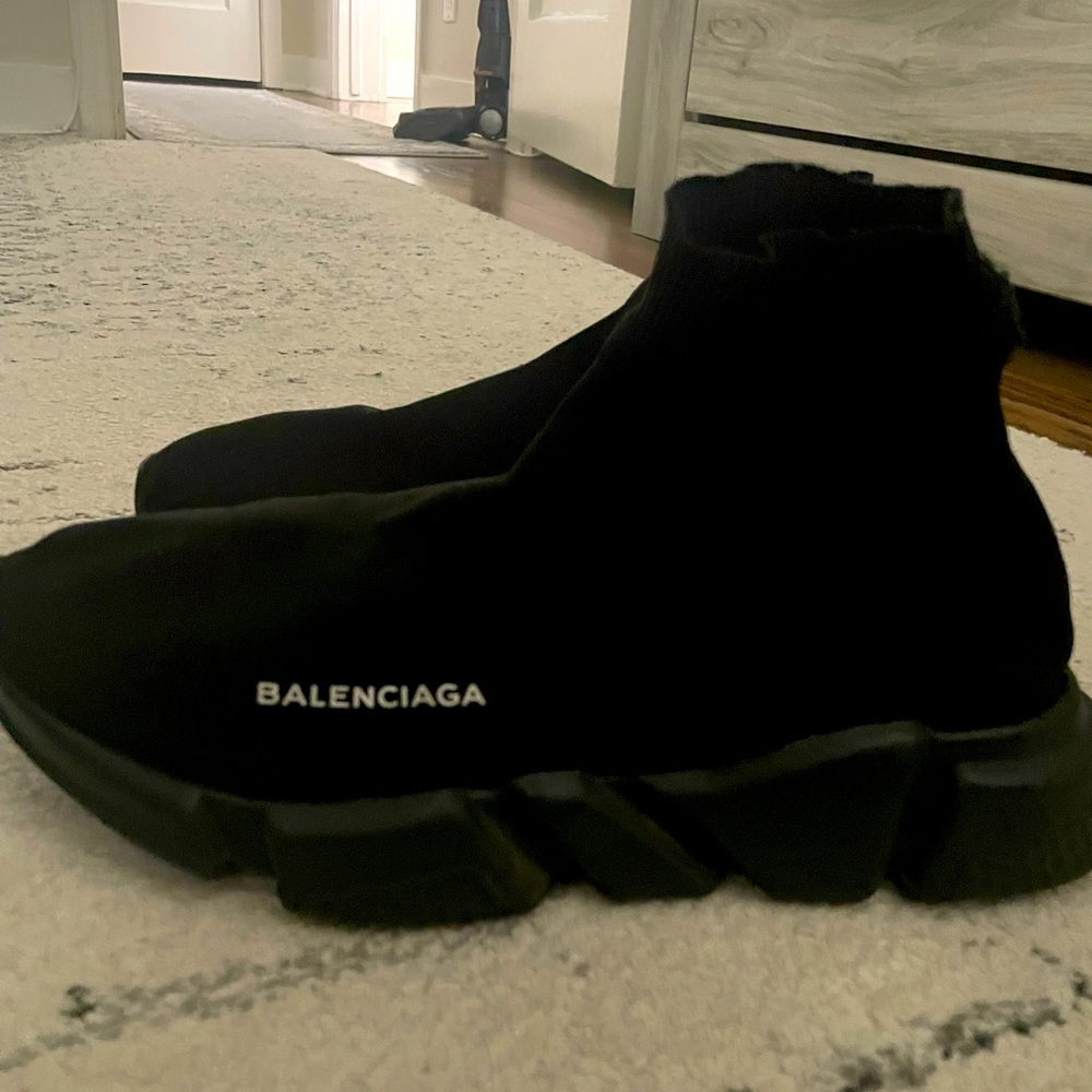 Balenciaga speed sneaker size 10 Mens
